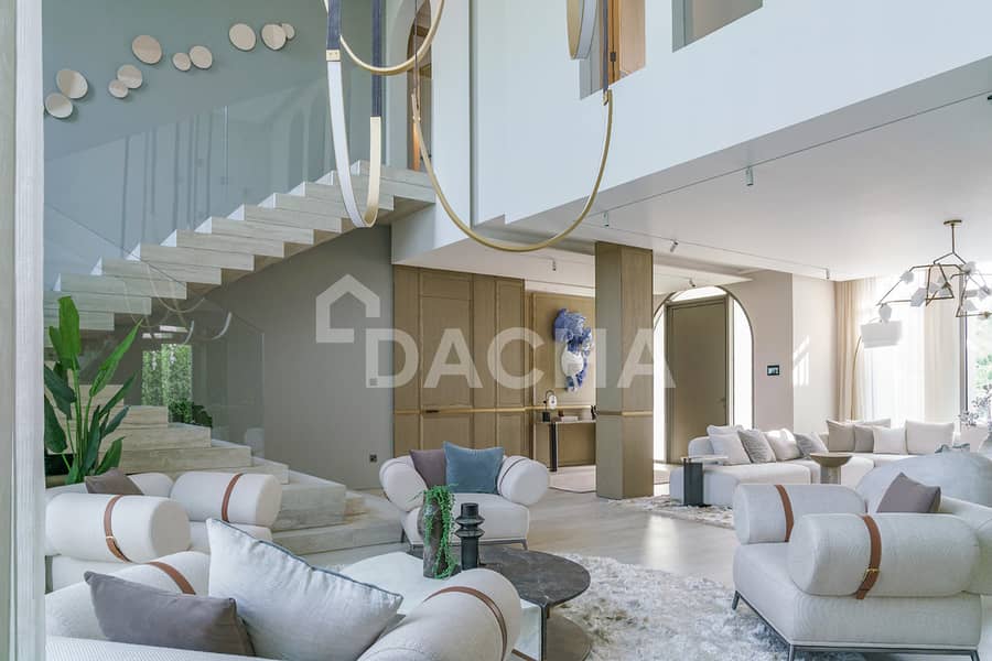 PARK-BACKING | TURN-KEY | GARDEN HALL