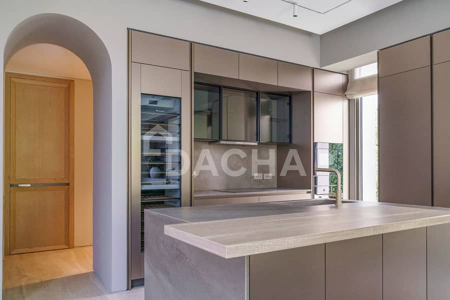 PARK-BACKING | TURN-KEY | GARDEN HALL - Image 9