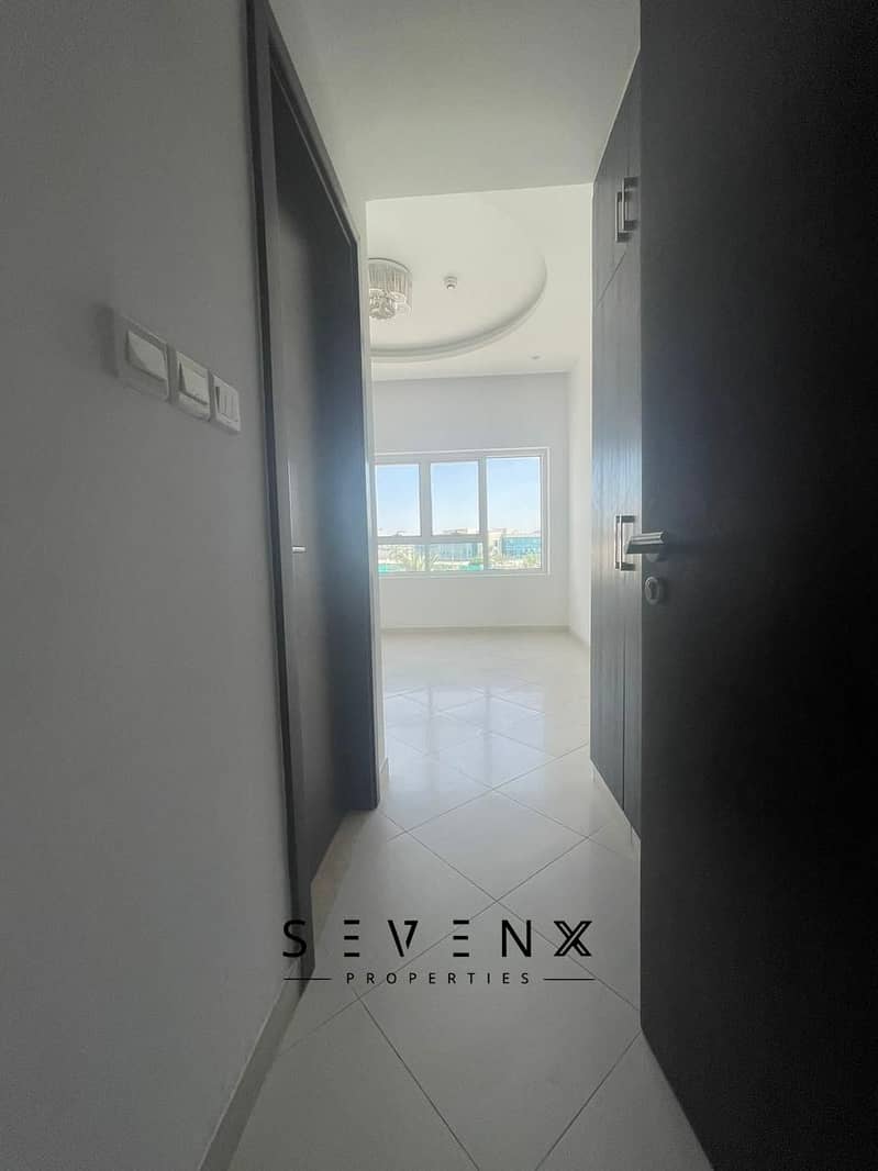 Large 3BR | Walk-In Closet | Bright Layout - Image 7