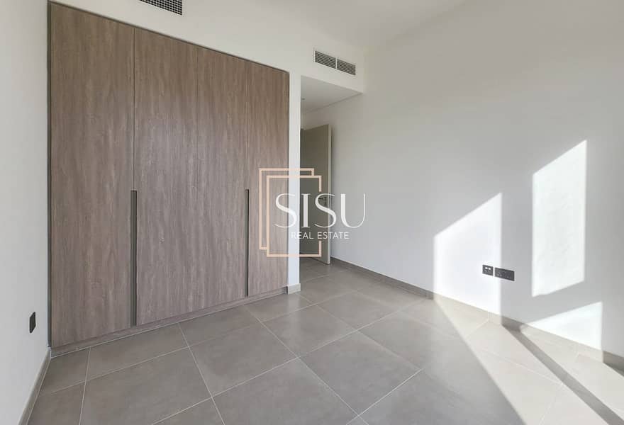 Single Row | Prime Location | Pool Facing - Image 10