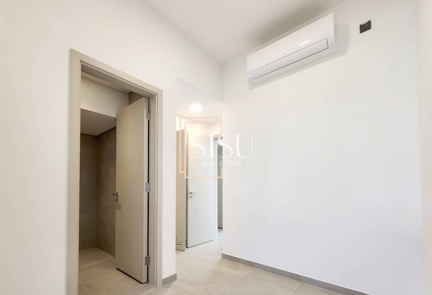 Single Row | Prime Location | Pool Facing - Image 12