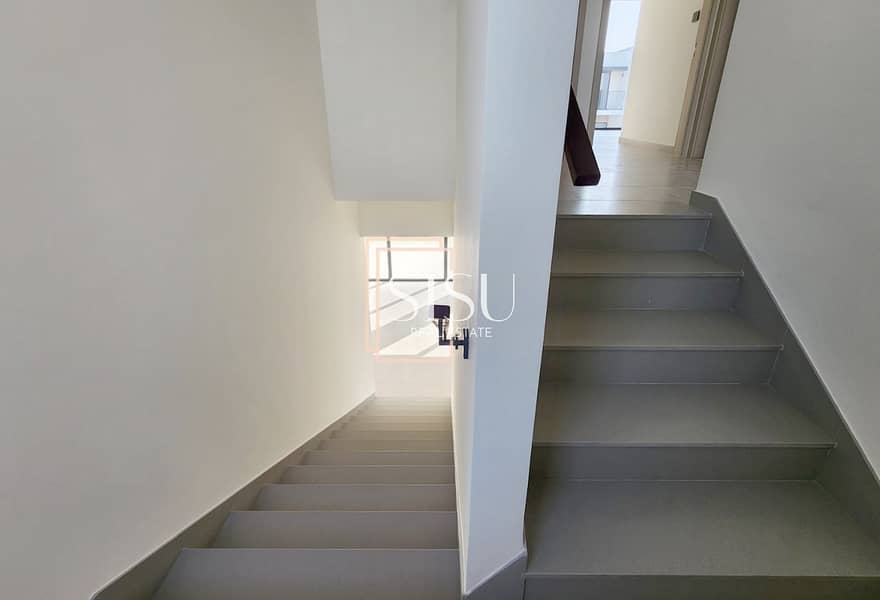 Single Row | Prime Location | Pool Facing - Image 19