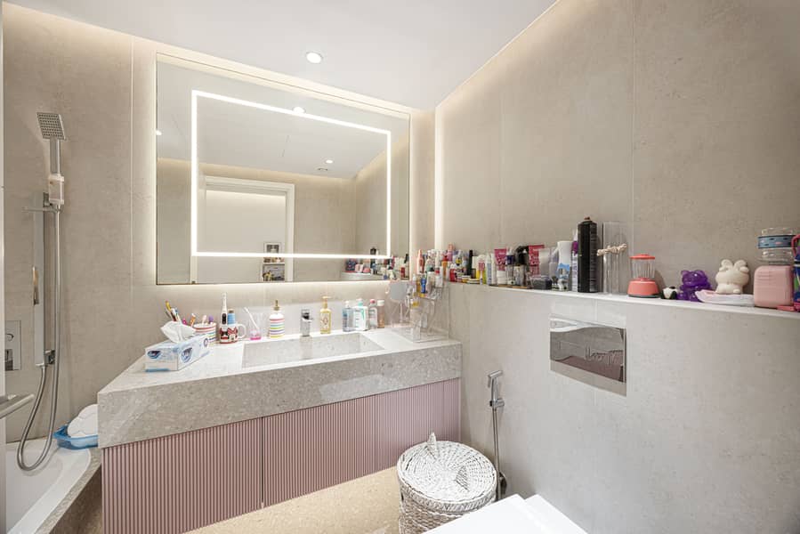 Exclusive | Fully Renovated | Prime Location - Image 19