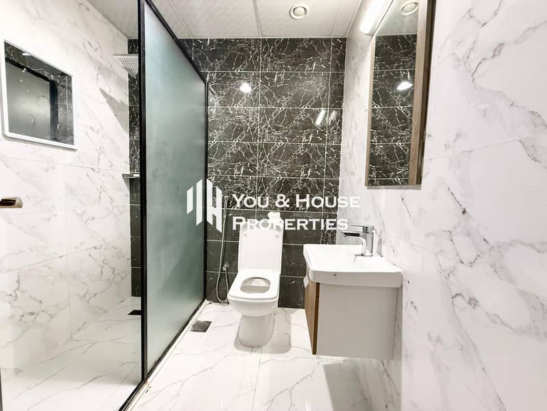 Luxury-Fully Furnished 3-Bed + Maid | Spacious Layout | Premium Living - Image 7