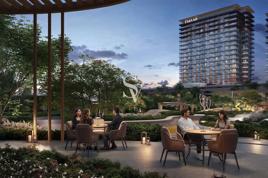 CORNER UNIT-FACING PARKSIDE/ POOL- BIGGEST LAYOUT - Image 9