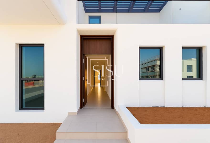 Community Expert | Exclusive | Prime Location