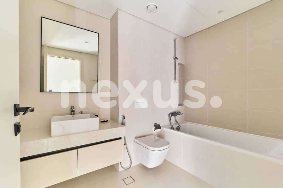 Brand New | Amazing Sea view | Vacant - Image 14