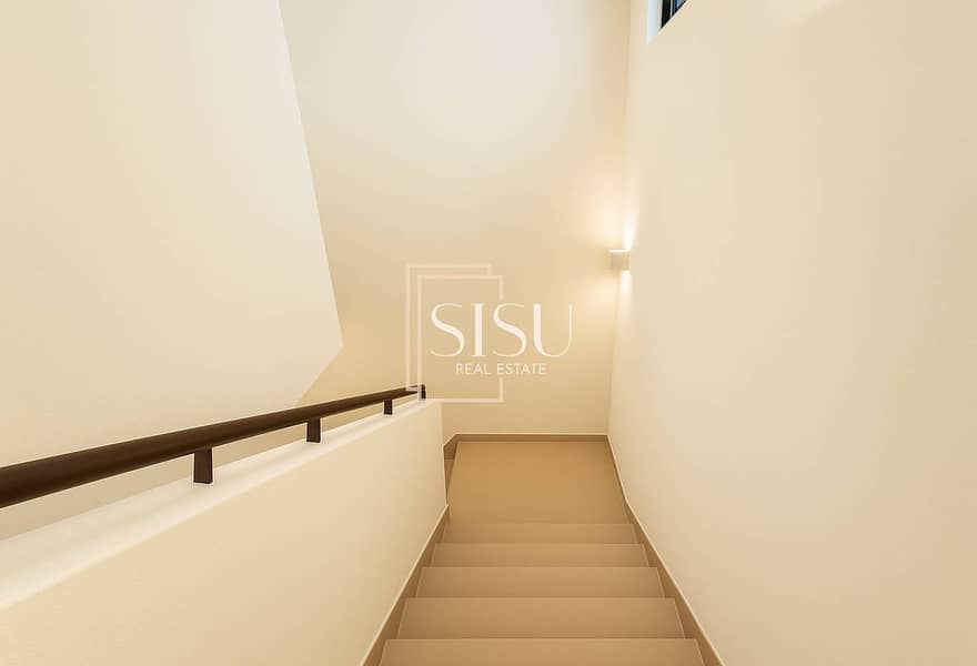 Big Plot | Facing Water Canal | Community Expert - Image 13