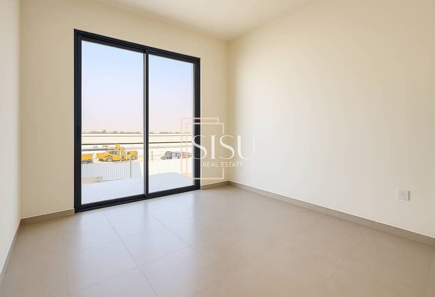 Big Plot | Facing Water Canal | Community Expert - Image 16