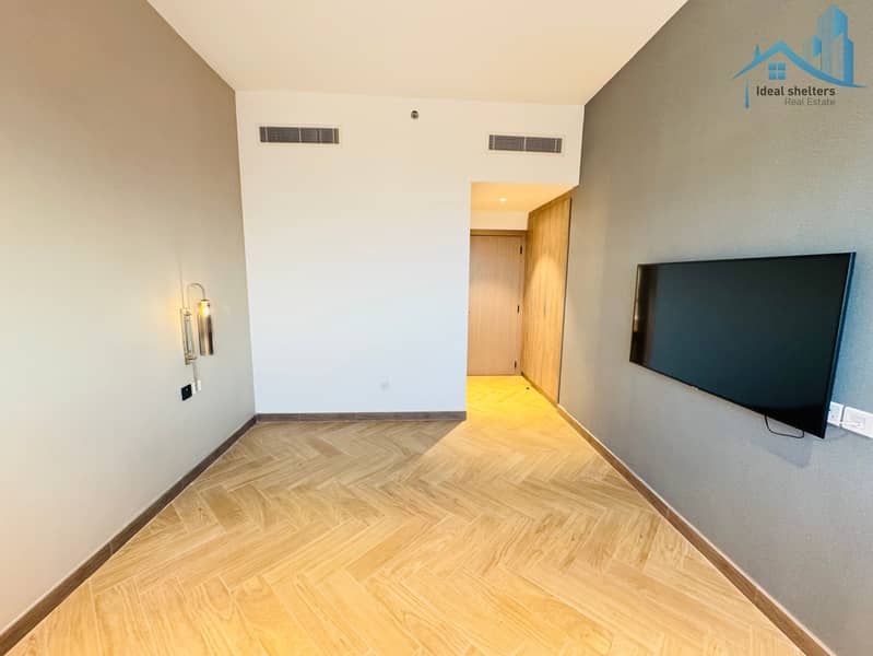 Sea View 2BR Dewa Included 1 CHQ Rent 150K