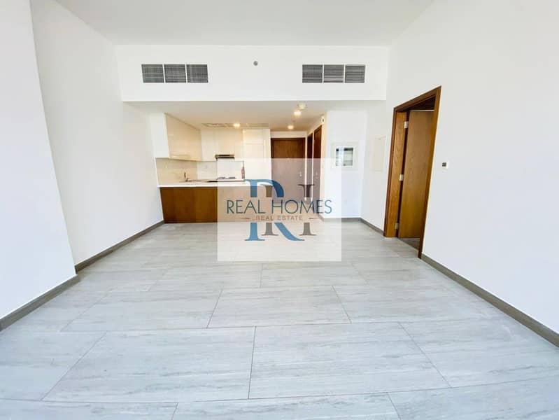 Spacious | Park View | Unfurnished | Ready to Move