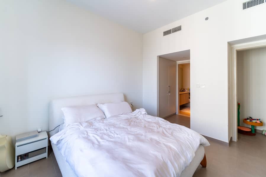 High Floor | Boulevard View | Vacant Now - Image 8