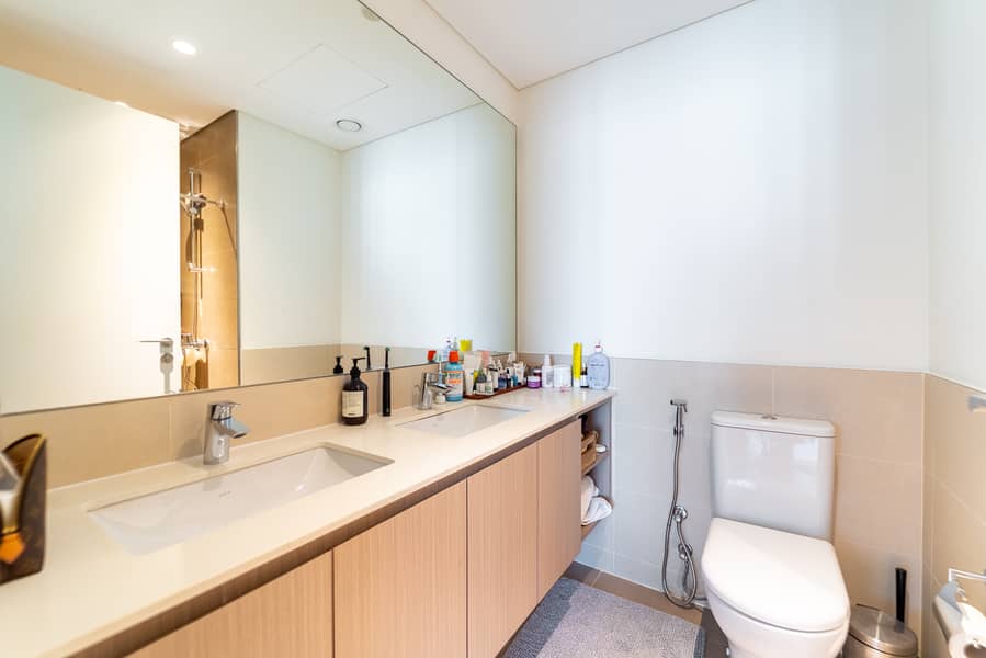 High Floor | Boulevard View | Vacant Now - Image 11