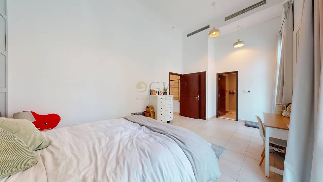 Private Courtyard | Unique Layout | Podium Level - Image 13