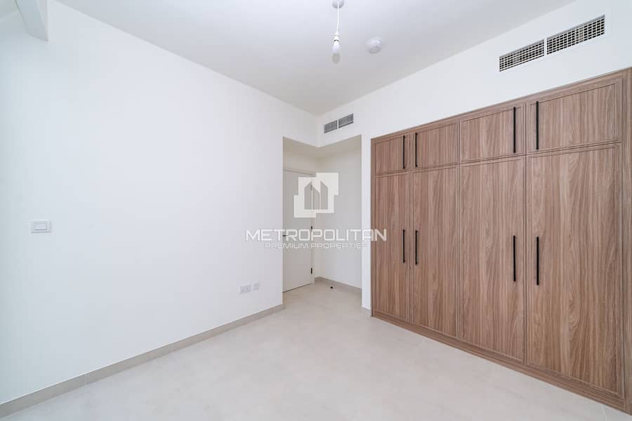 Spacious Layout | Vacant | Prime Location - Image 10