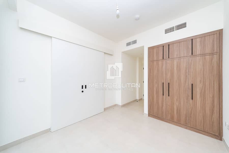 Spacious Layout | Vacant | Prime Location - Image 21