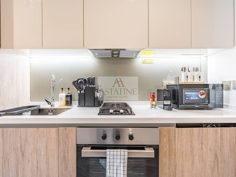 Modern Peninsula One Studio-Burj & Canal Views