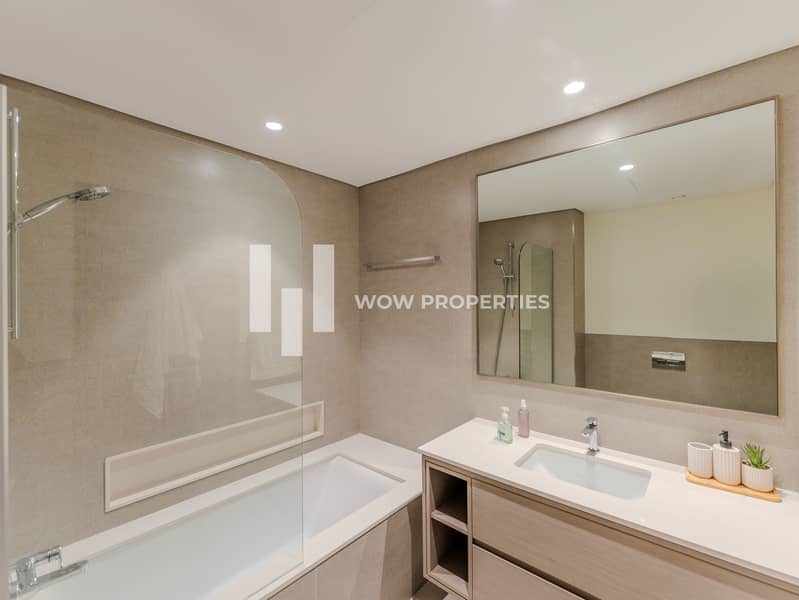 Full Burj Khalifa View | Prime Location | Vacant - Image 23