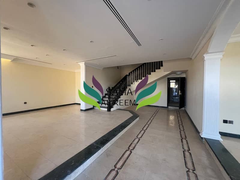 Independent 5 Bed +Maid Villa In Umm Suqeim 1