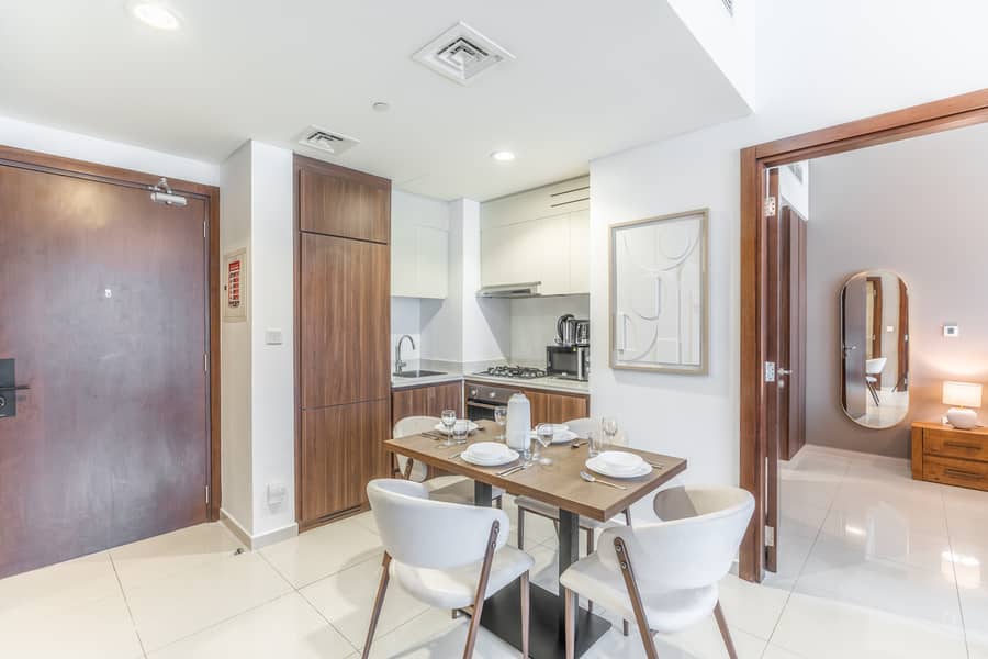 Iconic Burj Khalifa Skyline | Premium 2BR | Prime Location - Image 7