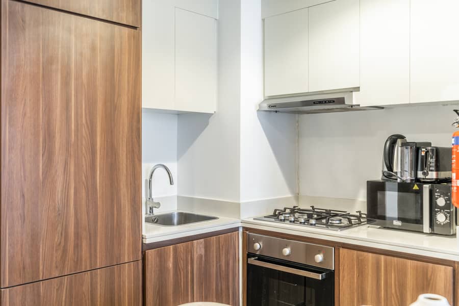 Iconic Burj Khalifa Skyline | Premium 2BR | Prime Location - Image 8