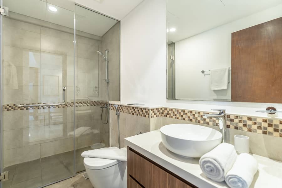 Iconic Burj Khalifa Skyline | Premium 2BR | Prime Location - Image 16