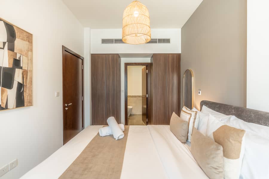 Iconic Burj Khalifa Skyline | Premium 2BR | Prime Location - Image 20