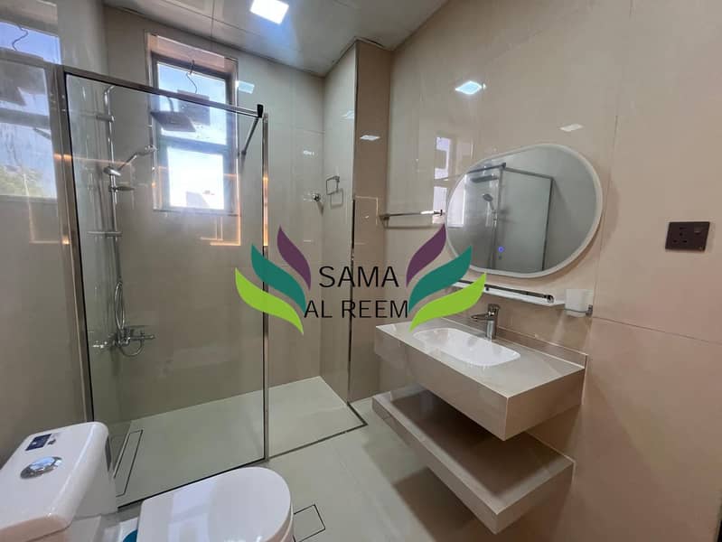 Independent 5 Bed +Maid Villa In Umm Suqeim 1 - Image 15
