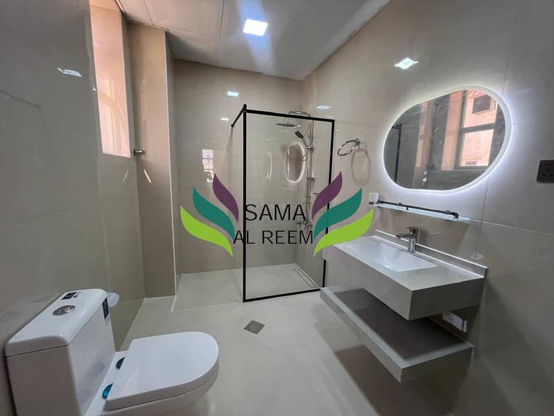 Independent 5 Bed +Maid Villa In Umm Suqeim 1 - Image 21