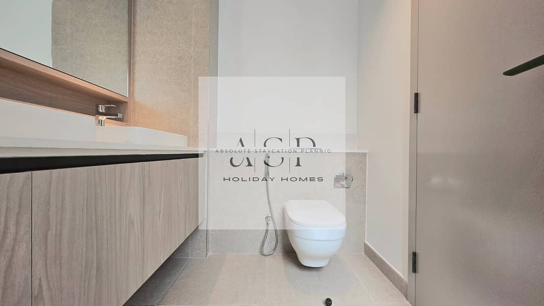 Spacious New 4 Bedroom Villa | Prime Location | Near Community Facilities - Image 8