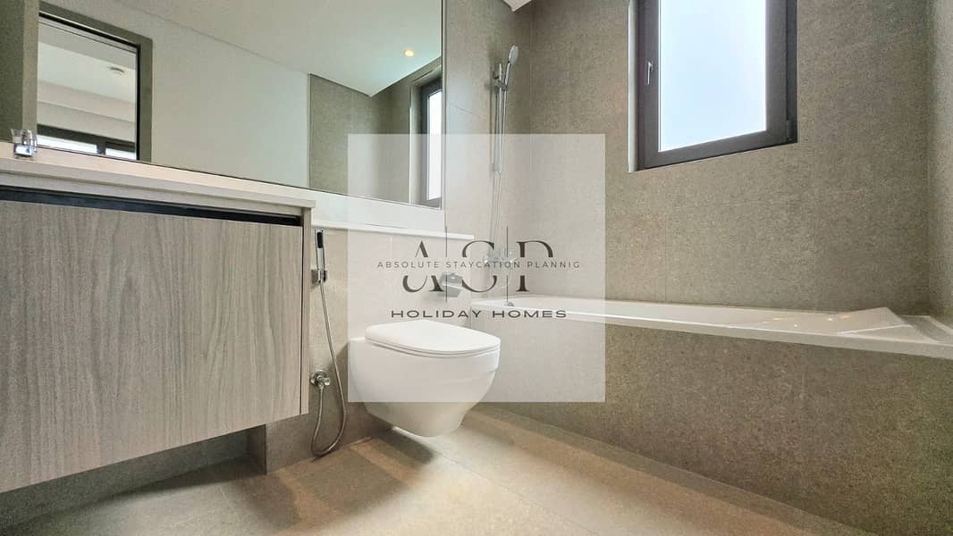 Spacious New 4 Bedroom Villa | Prime Location | Near Community Facilities - Image 11