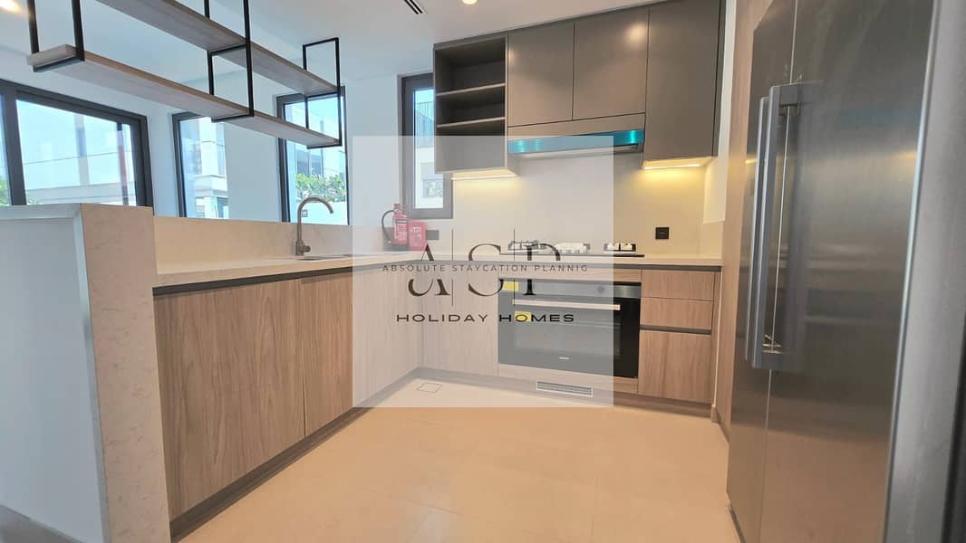 Spacious New 4 Bedroom Villa | Prime Location | Near Community Facilities - Image 25