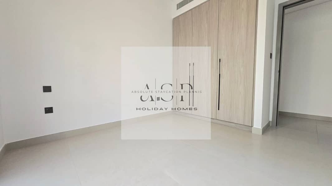 Spacious New 4 Bedroom Villa | Prime Location | Near Community Facilities - Image 27