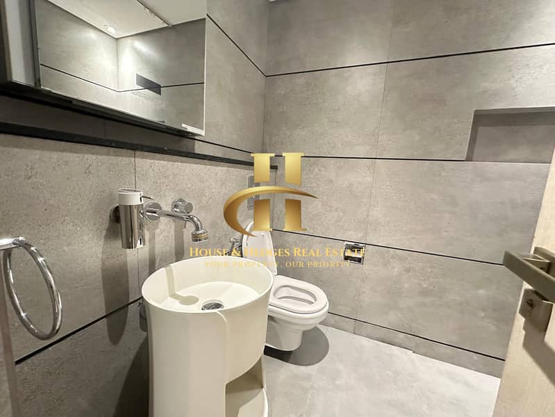 Fully Furnished | Ready To Move | Spacious - Image 6