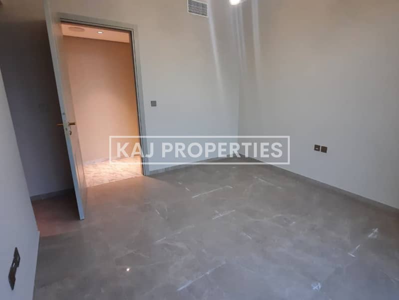 2 PLUS MAID ROOM | VASTU| NEXT TO METRO - Image 18