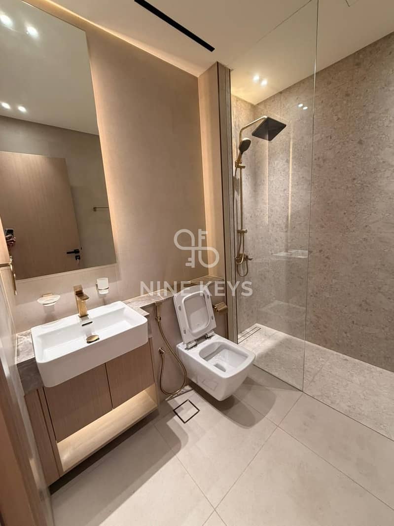 Massive Furnished Studio | Road View | Premium Amenities - Image 7