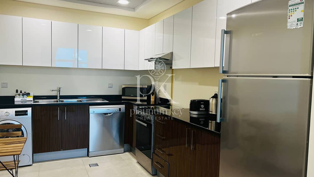 Stunning 2-Bedroom Apartment for Sale | Marina Arcade Tower