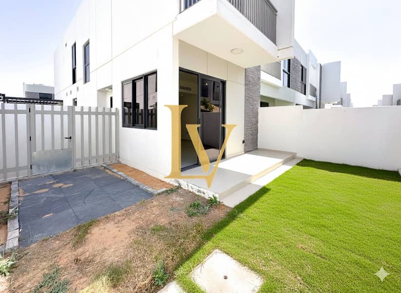 3 BR + Maid | Corner Unit | Vacant Soon | Near Gate