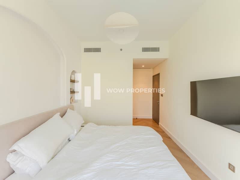 Full Burj Khalifa View | Prime Location | Vacant - Image 30