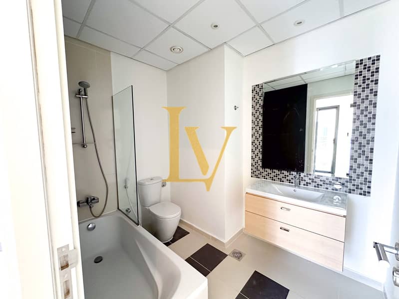 3 BR + Maid | Corner Unit | Vacant Soon | Near Gate - Image 14