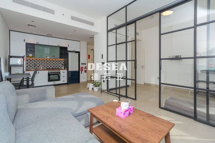 Vacant | Burj Al Arab View | Fully Furnished - Image 7