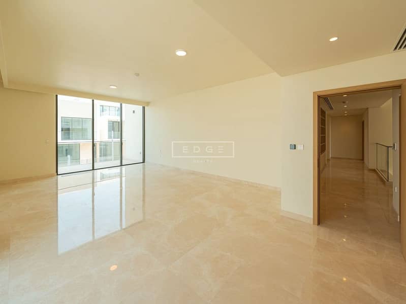 Luxurious| Big Lake | Branded | Classic - Image 8