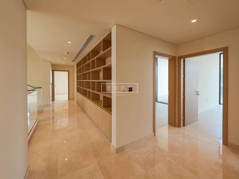 Luxurious| Big Lake | Branded | Classic - Image 19