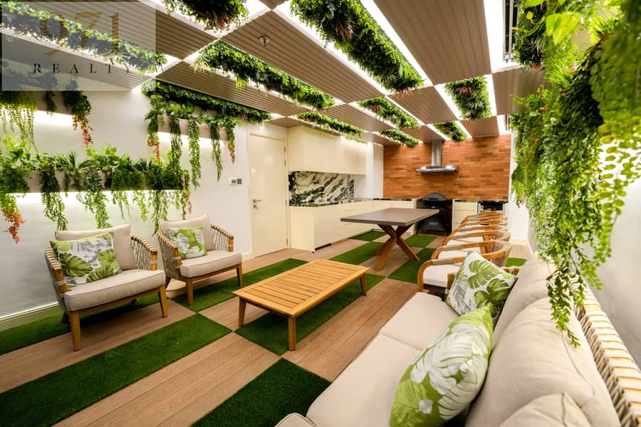 Magnificently Furnished | 5-BR Penthouse | Marina Skyline Views - Image 30