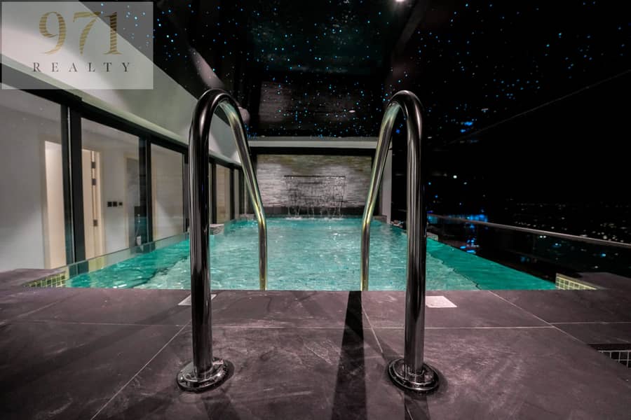 Magnificently Furnished | 5-BR Penthouse | Marina Skyline Views - Image 44