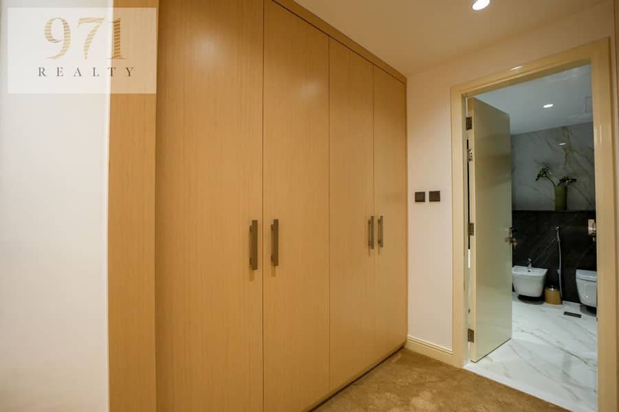 Magnificently Furnished | 5-BR Penthouse | Marina Skyline Views - Image 49