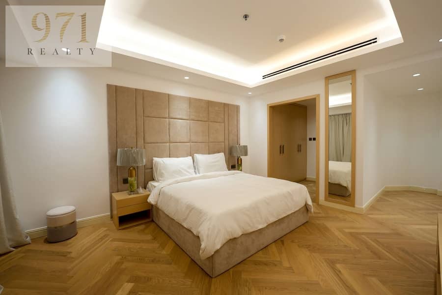 Magnificently Furnished | 5-BR Penthouse | Marina Skyline Views - Image 54