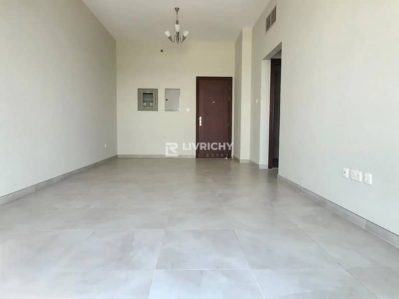 MODERN INTERIOR | SPACIOUS LAYOUT | RENTED