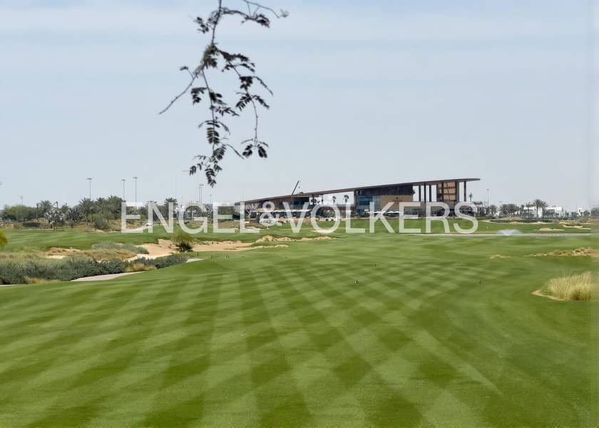 Vacant | Golf View | High-Floor Studio - Image 11