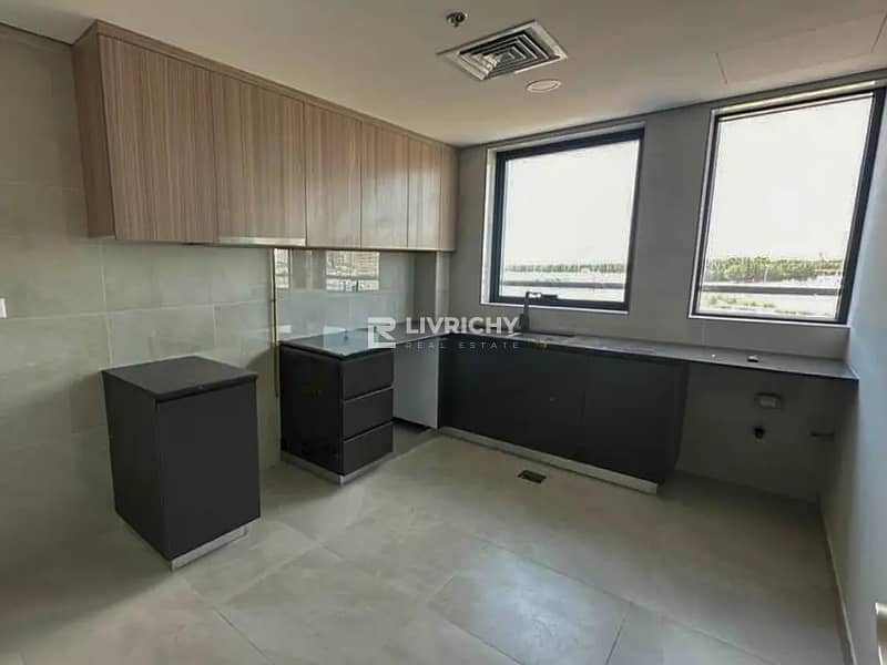 MODERN INTERIOR | SPACIOUS LAYOUT | RENTED